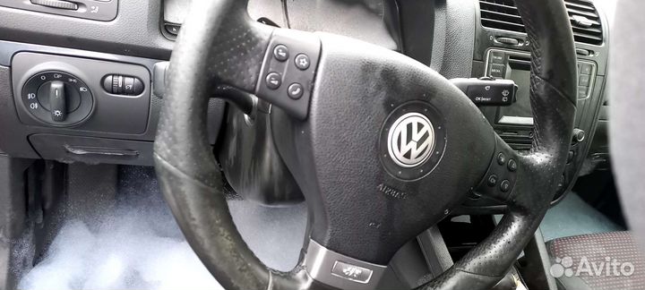 Volkswagen Golf 1.4 AMT, 2006, битый, 200 000 км