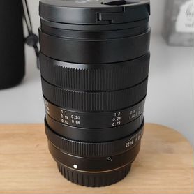 Объектив Laowa 60 mm F2.8 canon EF