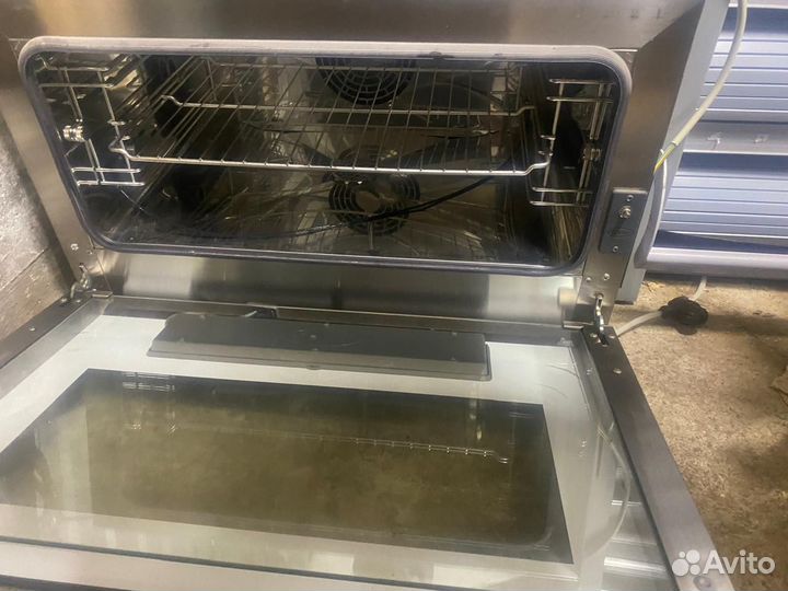 Пароконвектомат Unox XVC 104