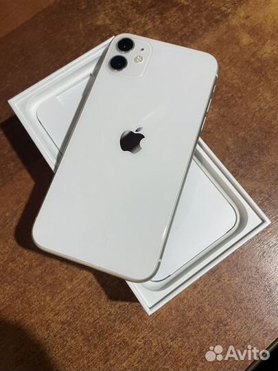 iPhone 11, 128 ГБ