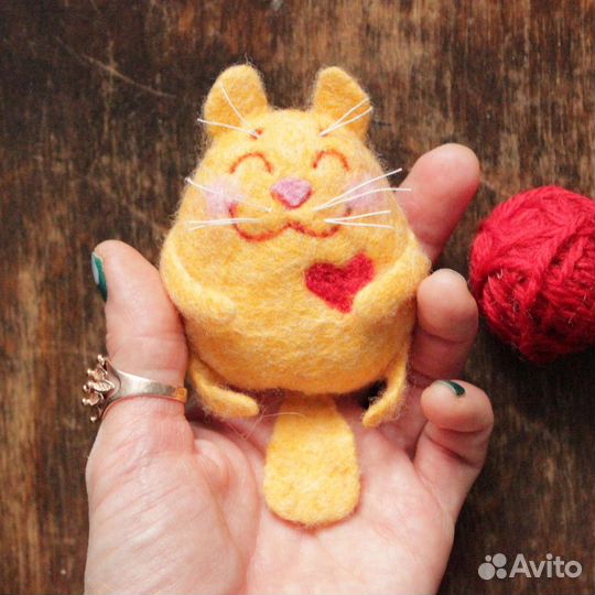 Коты. Сувенирные. Брошь. Брелок