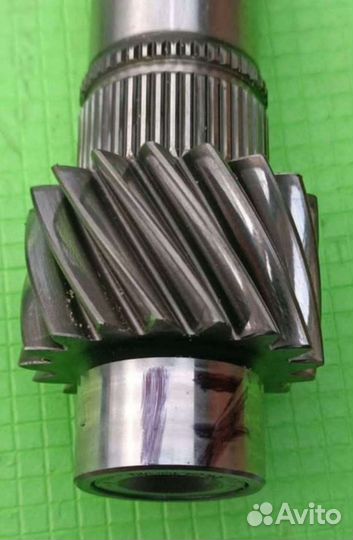 Вторичный вал Z17 зубьев для 6 ст МКПП VAG