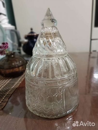 Стеклянный бутыль-графин