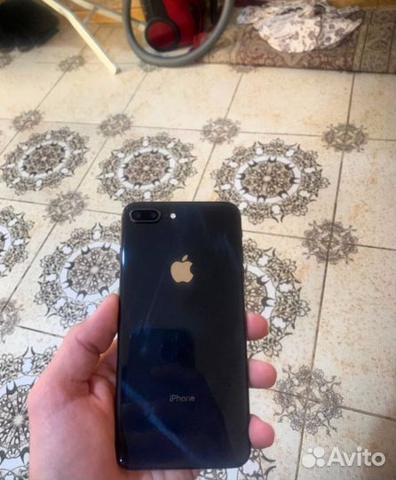 iPhone 8 Plus, 256 ГБ