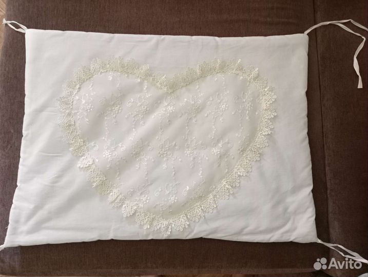 Бортики в детскую кроватку