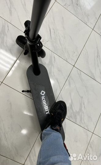 Iconbit Kick Scooter City.Новые