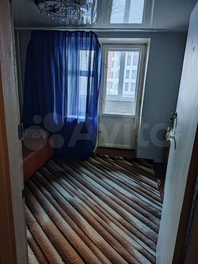 Комната 14 м² в 4-к., 3/9 эт.