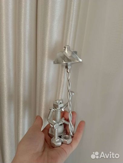 Фигурка из металла
