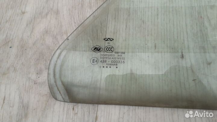Стекло (форточка) двери задней правой №93 Chery vo