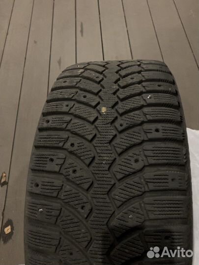 Комплект колес Audi R17 8K0601025BR зима шипы