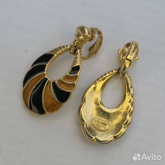 Винтажные серьги клипсы Trifari