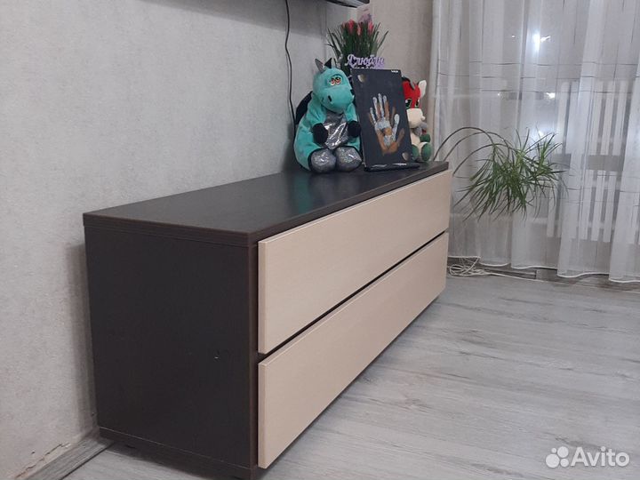 Тумба под телевизор длинная