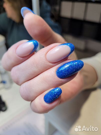 Модель на наращивание ногтей