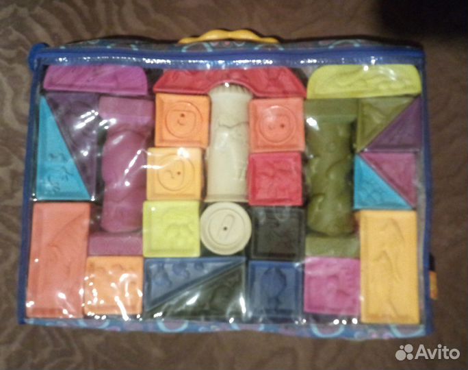 Набор развивающих кубиков B.Toys