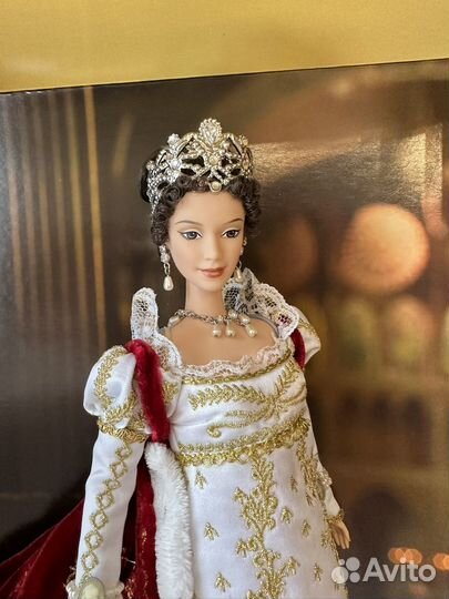 Барби королевские особы