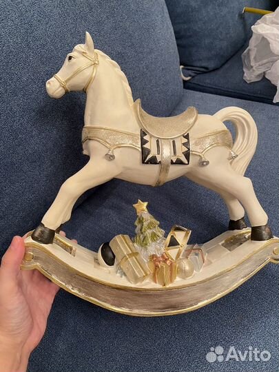 Лошадка качалка интерьерная полистоун