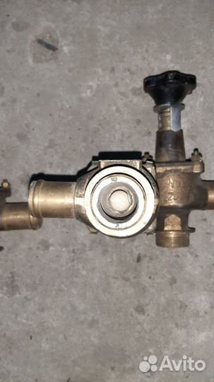 521-03.443 Клапан запорный цапковый с присоединени