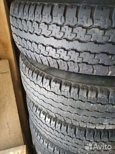 Bridgestone Dueler H/T 688 205/80 R16 104S
