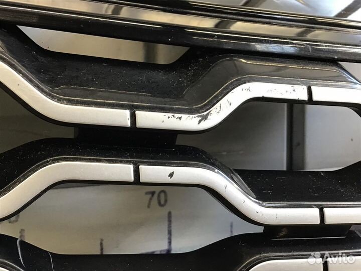 Решетка радиатора Land Rover Range Rover Evoque 20