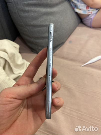 Samsung Galaxy J3 (2017), 2/16 ГБ