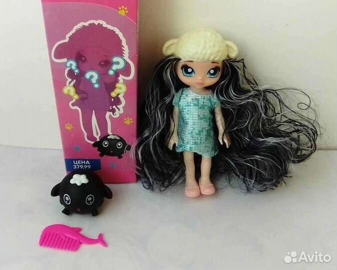 Малышка в костюме овечки,в платье и с овечкой