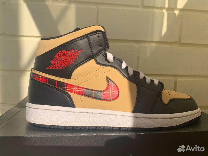 Кроссовки Air Jordan 1 Mid 'Tartan' Оригинал