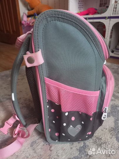 Рюкзак школьный для девочки Grizzly Гриззли 1-4 кл