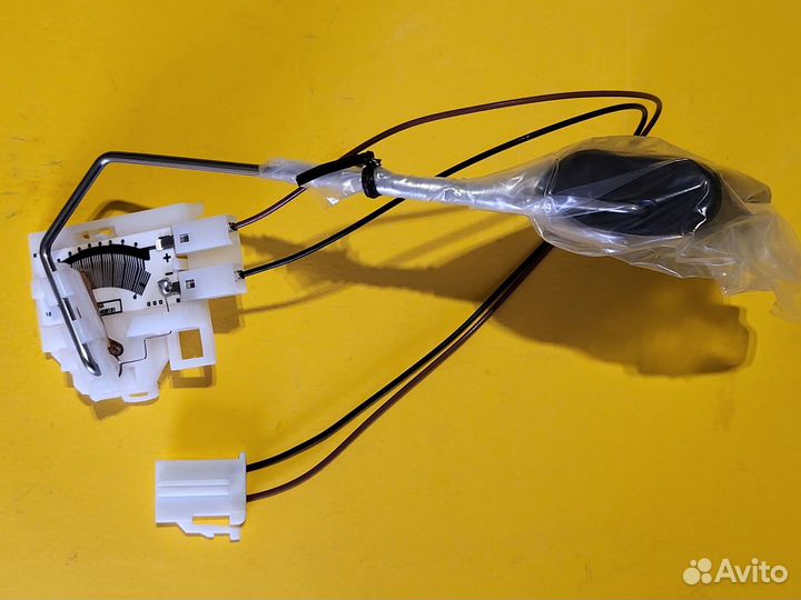 Датчик уровня топлива Solaris I 2011-2016/ Rio III