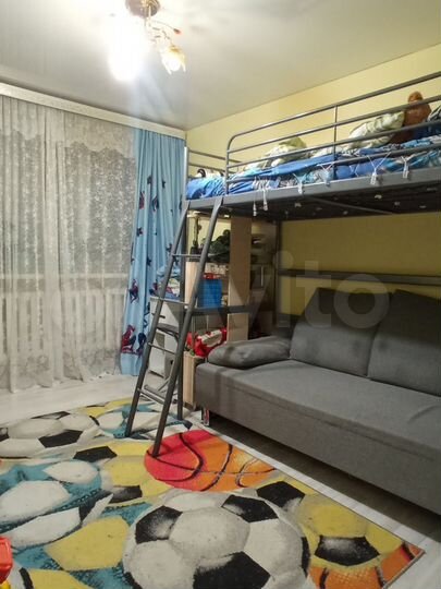 4-к. квартира, 62 м², 1/5 эт.