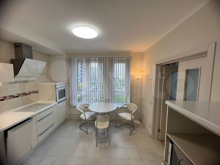 3-к. квартира, 94,5 м², 4/14 эт.