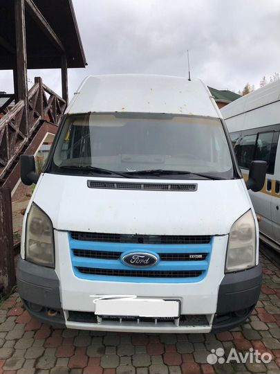 Ford Transit микроавтобус, 2011