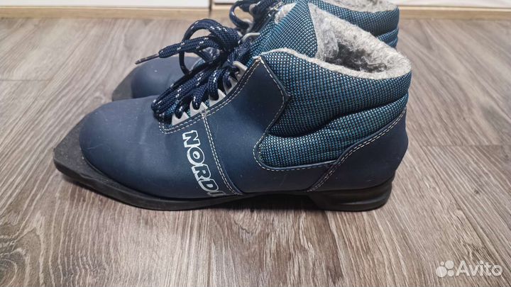 Лыжные ботинки 37