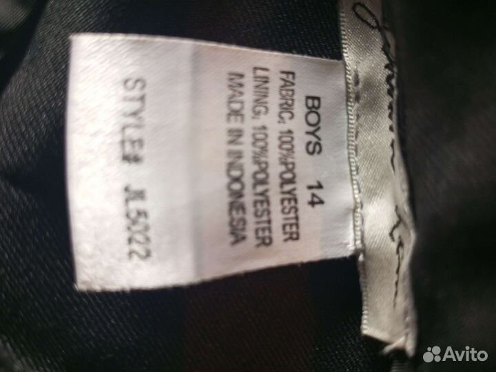 Пиджаки и костюмы.Рубашки 12-14 лет