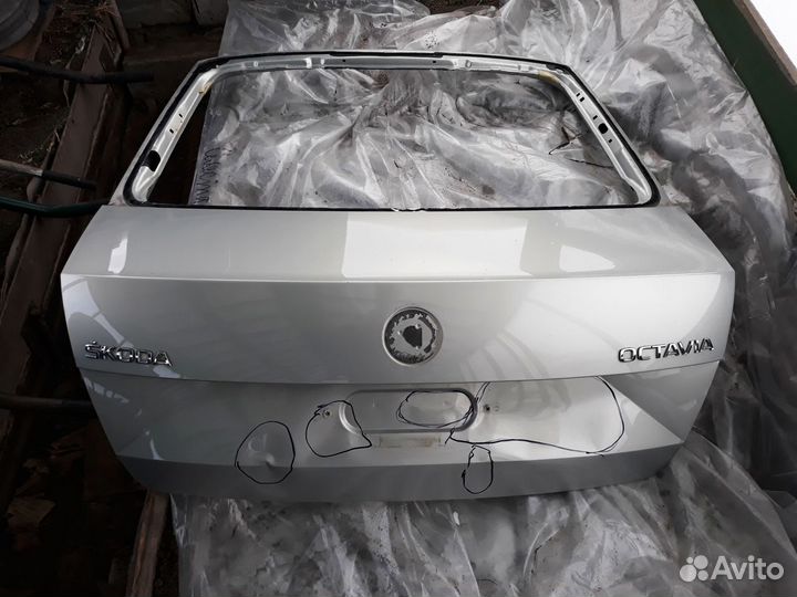Крышка багажника Skoda Octavia А7