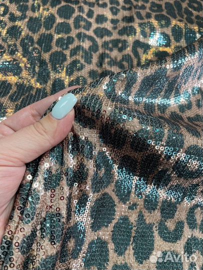 Ткань Леопардовые пайетки на трикотаже