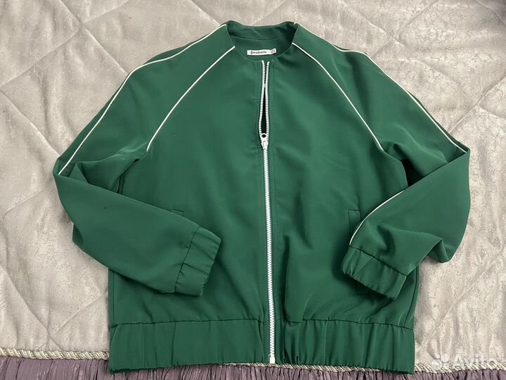 Бомбер Stradivarius M