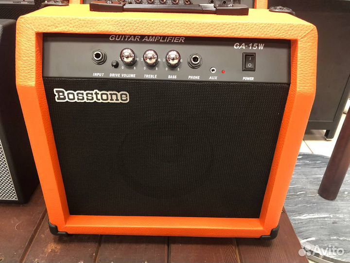 Гитарный комбоусилитель Bosstone GA-15W