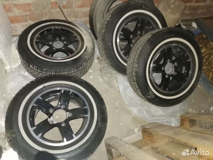 Продам колеса на ниву
