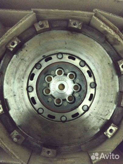 Двухмассовый маховик Hyundai-KIA 232002G210