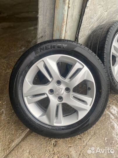 Продам комплект колес r16 Лада largus