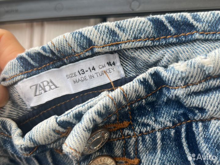Джинсы Zara широкие