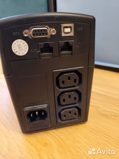 Линейно-интерактивный ибп CyberPower value1000EI