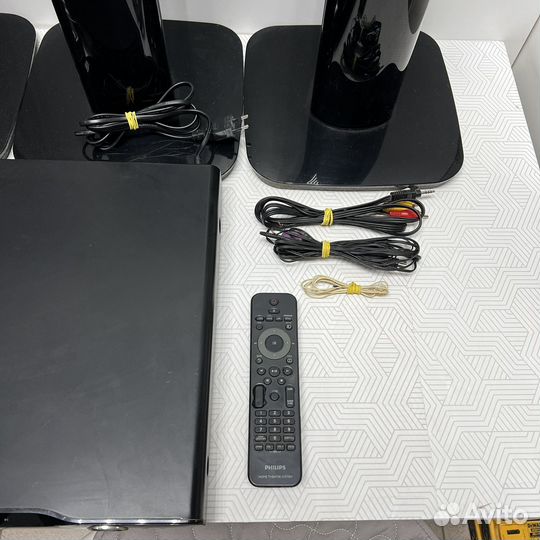 Домашний кинотеатр Philips HTS5550