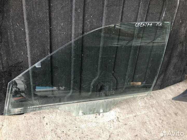 Стекло переднее левое Киа Спектра