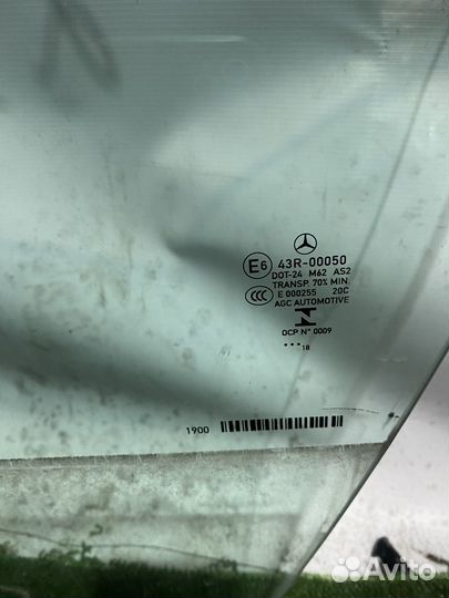Стекло двери передней Mercedes CLS W257
