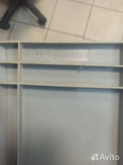 Ящик пластиковый (евроконтейнер)