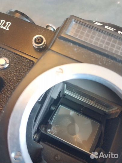 Пленочный фотоаппарат зенит11