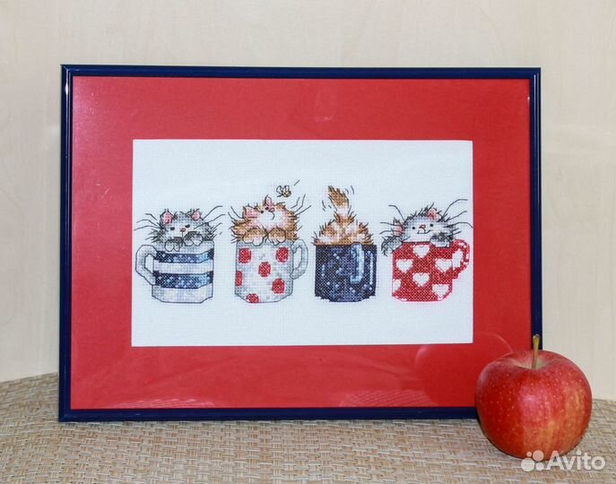 Картина, вышитая крестом 