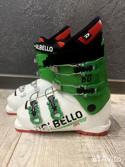 Горнолыжные ботинки детские 22.5