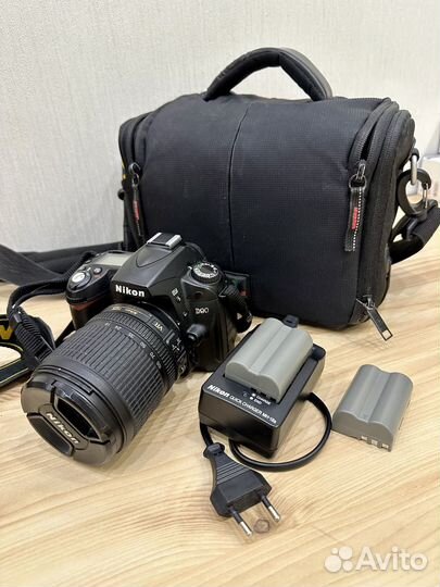 Зеркальный фотоаппарат Nikon D90 18-105VR